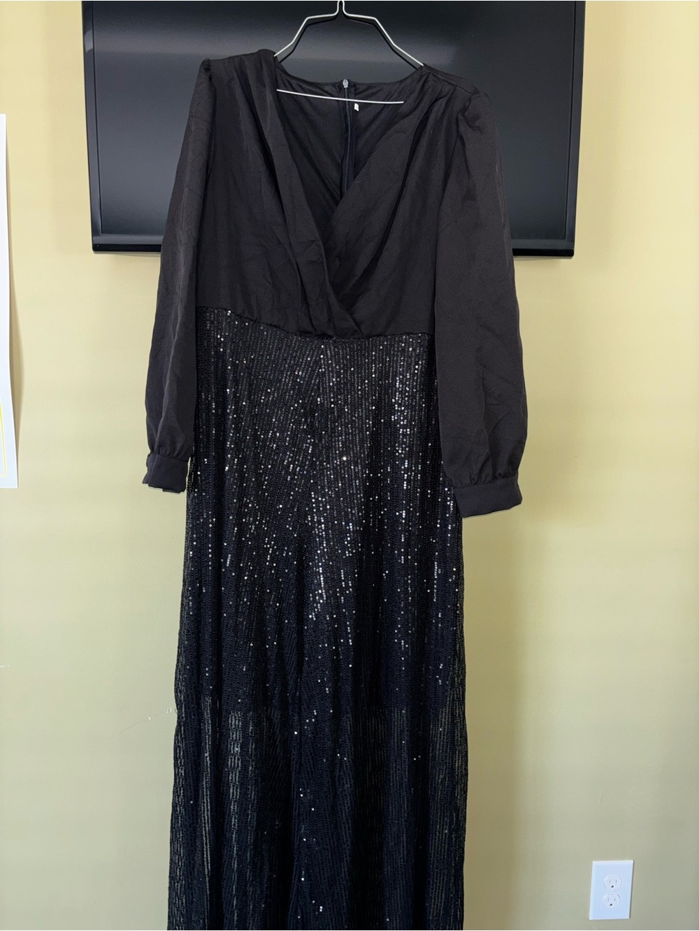 Black Long Sleeve Sequin Evening Dress